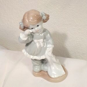 𝅺KALIQUE fine porcelain sleepyhead figurine 2001